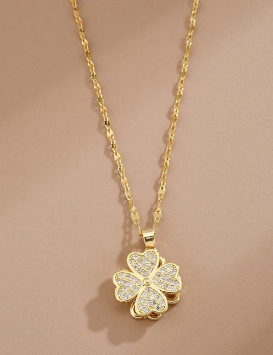 Collar "Trébol Pavé" en Acero Inoxidable con Cristales